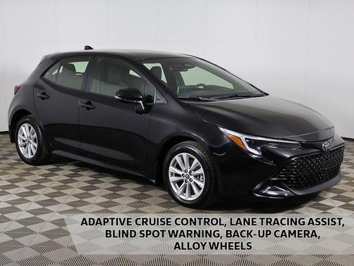 2024 Toyota Corolla Hatchback SE