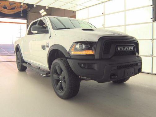 Bright White 2019 RAM 1500 Classic SLT