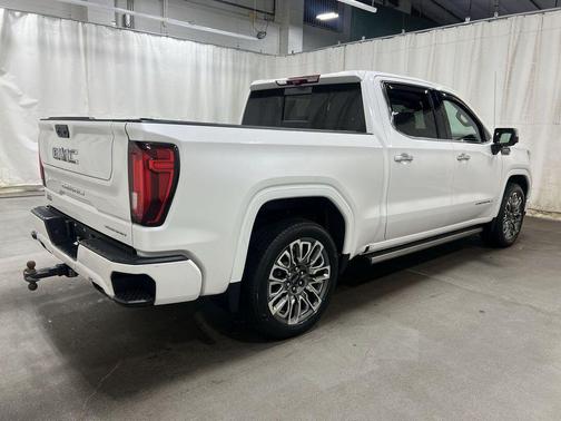 White Frost Tri-Coat 2024 GMC Sierra 1500 Denali Ultimate