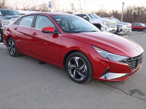2023 Hyundai ELANTRA Limited