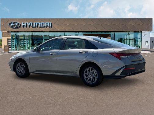 2025 Hyundai ELANTRA HEV Blue