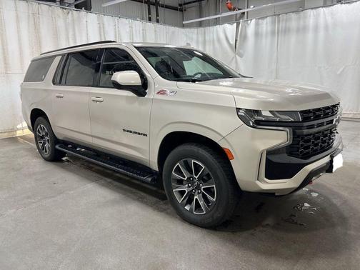 Empire Beige Metallic 2023 Chevrolet Suburban Z71
