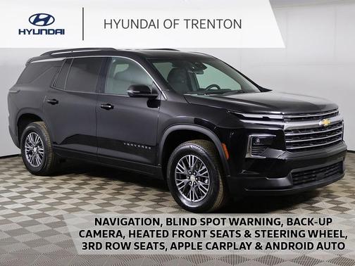 2025 Chevrolet Traverse LT