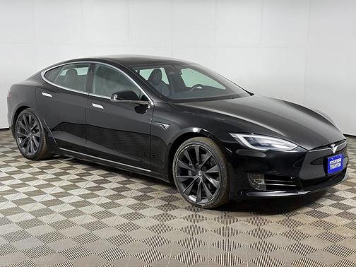 2020 Tesla Model S Long Range Plus