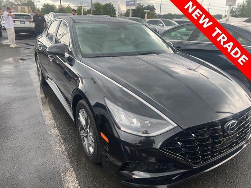 2022 Hyundai SONATA SEL