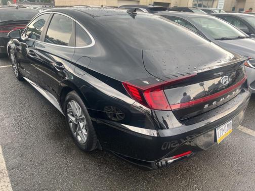 2022 Hyundai SONATA SEL