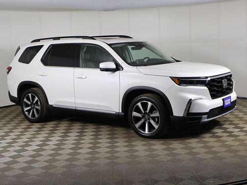 Platinum White Pearl 2023 Honda Pilot Elite