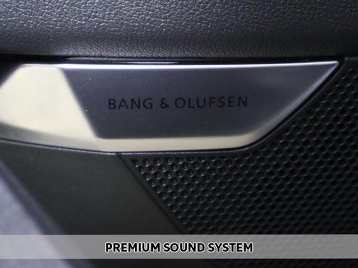 Daytona Gray Pearl Effect 2023 Audi e-tron GT Premium Plus