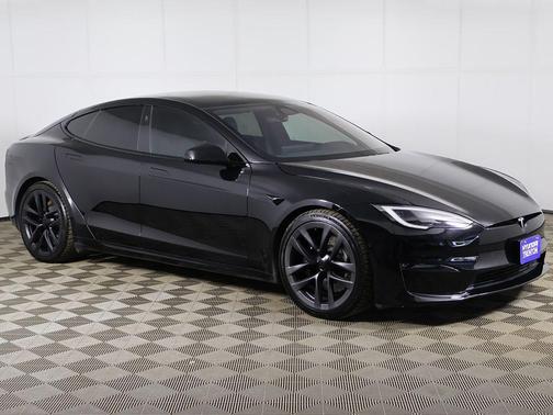 Black 2023 Tesla Model S Plaid