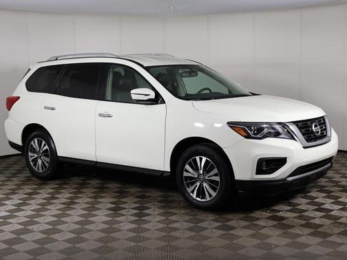 2020 Nissan Pathfinder SL
