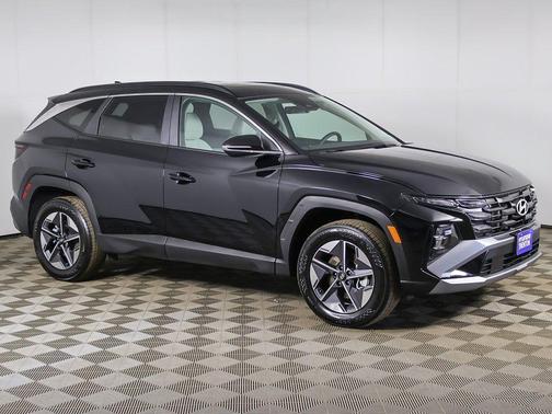 Phantom Black 2026 Hyundai TUCSON SEL Premium