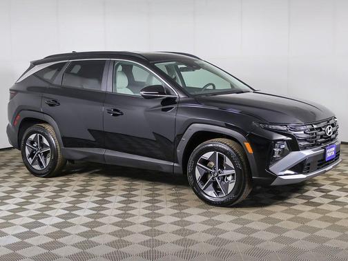 Phantom Black 2026 Hyundai TUCSON SEL Premium