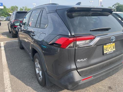 2023 Toyota RAV4 Hybrid LE