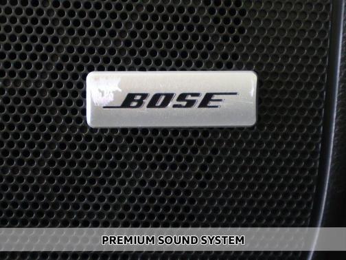 Rich Garnet Metallic 2022 Buick Enclave Avenir