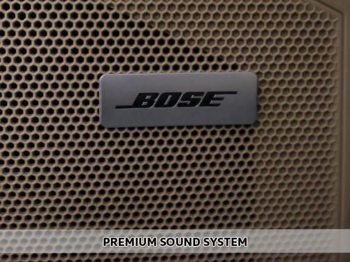 White 2022 Porsche Cayenne Platinum Edition