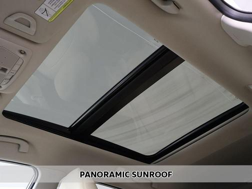 White 2017 Nissan Rogue SL