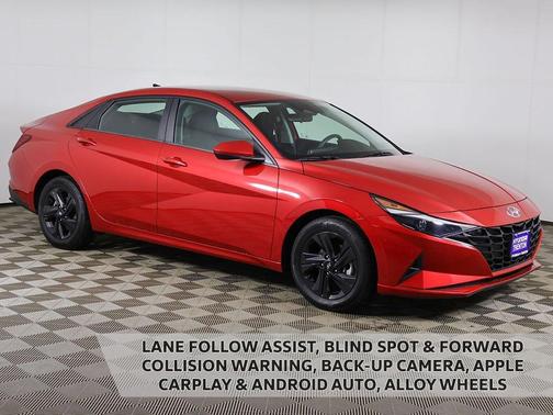 2023 Hyundai ELANTRA SEL