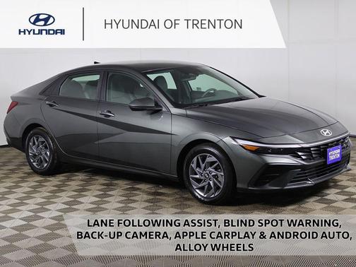 Amazon Gray 2024 Hyundai ELANTRA SEL