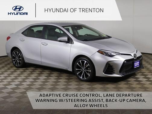 Classic Silver Metallic 2019 Toyota Corolla SE