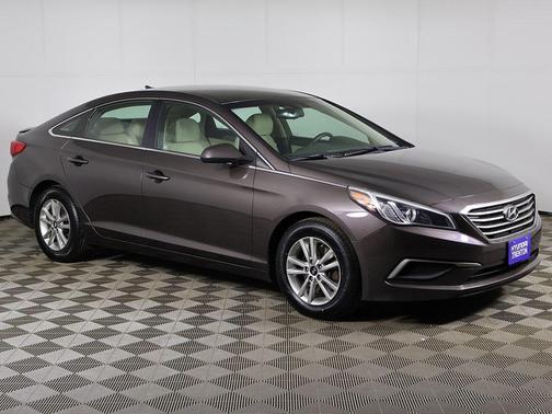 2017 Hyundai SONATA SE