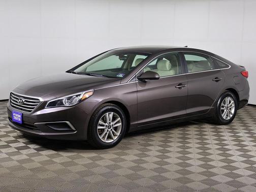 2017 Hyundai SONATA SE