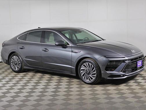 2025 Hyundai SONATA Hybrid Limited