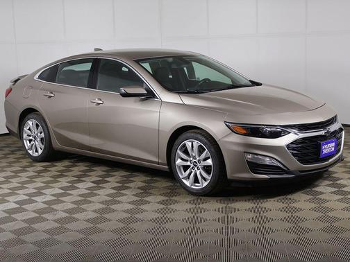 Mineral Gray Metallic 2022 Chevrolet Malibu RS
