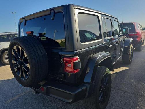 2023 Jeep Wrangler 4xe Sahara