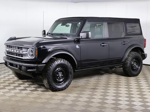 Shadow Black 2021 Ford Bronco Black Diamond