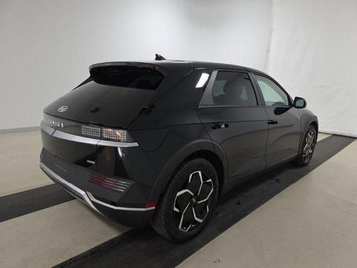 Black 2023 Hyundai IONIQ 5 SEL