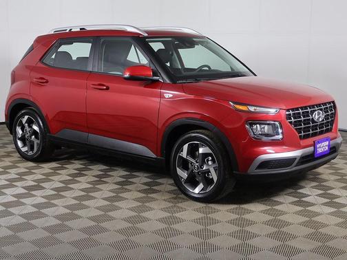2022 Hyundai VENUE SEL