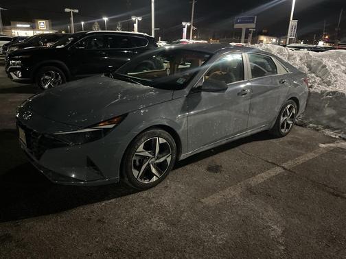 2023 Hyundai ELANTRA SEL