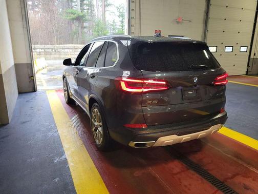 Arctic Gray Metallic 2021 BMW X5 xDrive40i