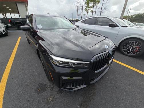 2022 BMW 750 i xDrive