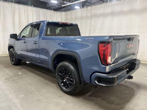 Metallic 2024 GMC Sierra 1500 Elevation