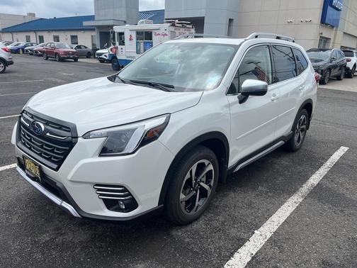 2024 Subaru Forester Touring