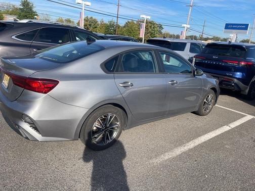 2022 Kia Forte LXS