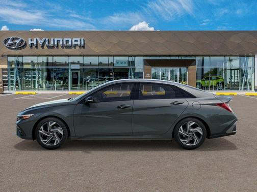 2025 Hyundai ELANTRA HEV SEL Sport