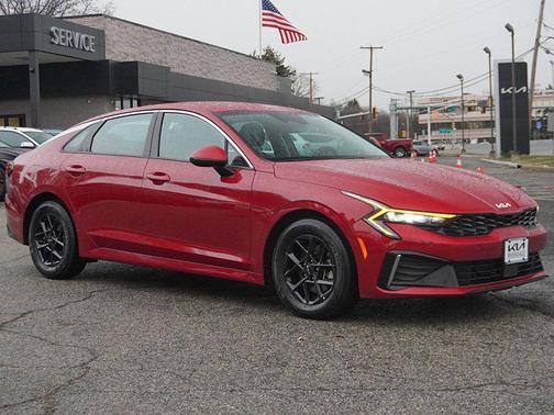Runway Red 2025 Kia K5 LXS