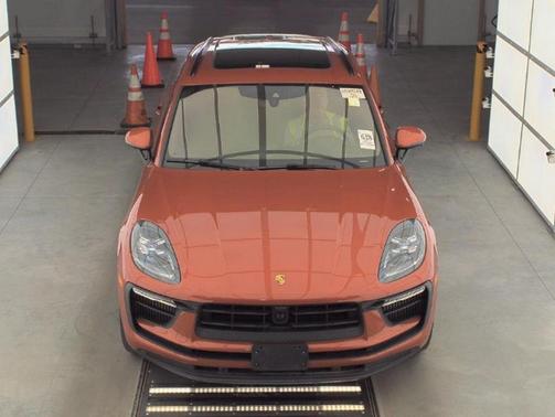 2022 Porsche Macan S