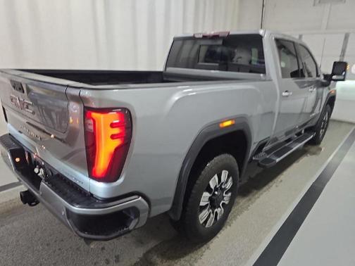 2024 GMC Sierra 2500 Denali