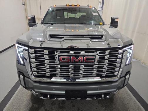 2024 GMC Sierra 2500 Denali