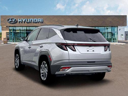 Shimmering Silver 2026 Hyundai TUCSON Plug-In Hybrid Limited