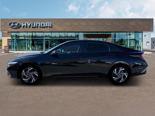 2025 Hyundai ELANTRA HEV SEL Sport