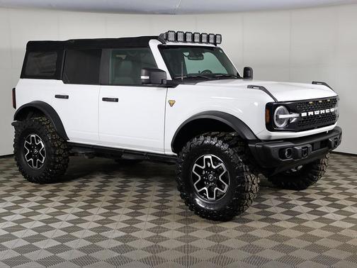 2022 Ford Bronco Badlands