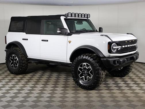 2022 Ford Bronco Badlands