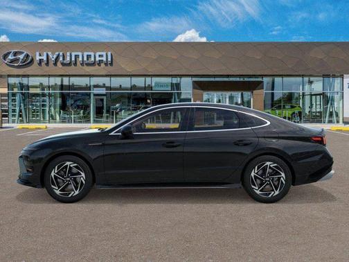 Black 2026 Hyundai SONATA SEL Sport