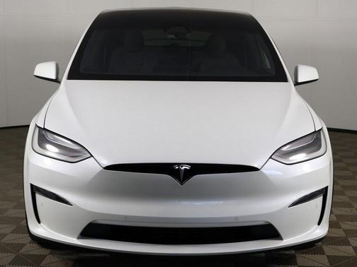 2022 Tesla Model X Base
