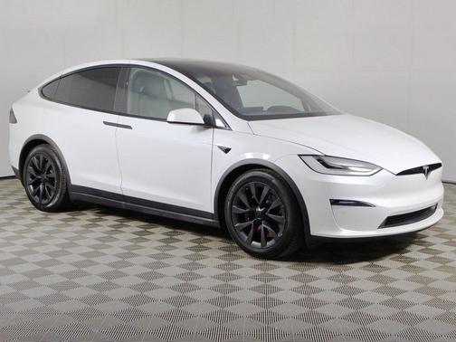 2022 Tesla Model X Base