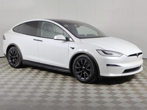 2022 Tesla Model X Base